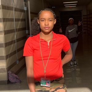 Meet your Posher, Deedee